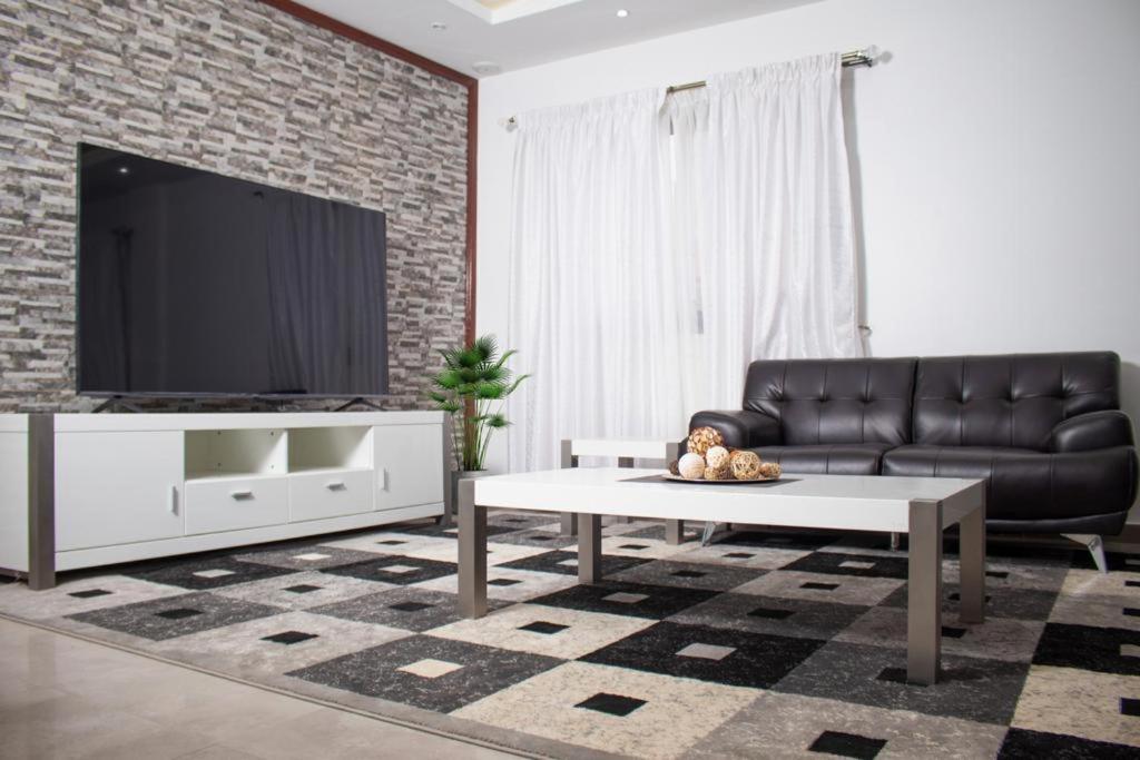 Luxury Suites Chester One Dakar Extérieur photo