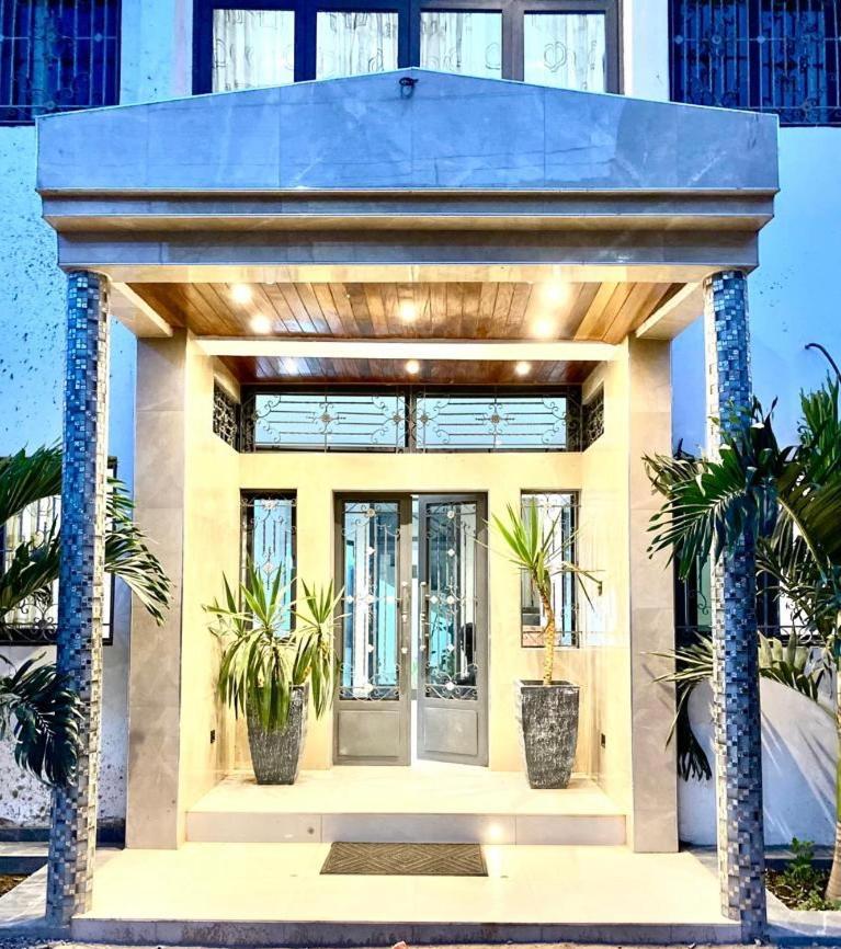 Luxury Suites Chester One Dakar Extérieur photo
